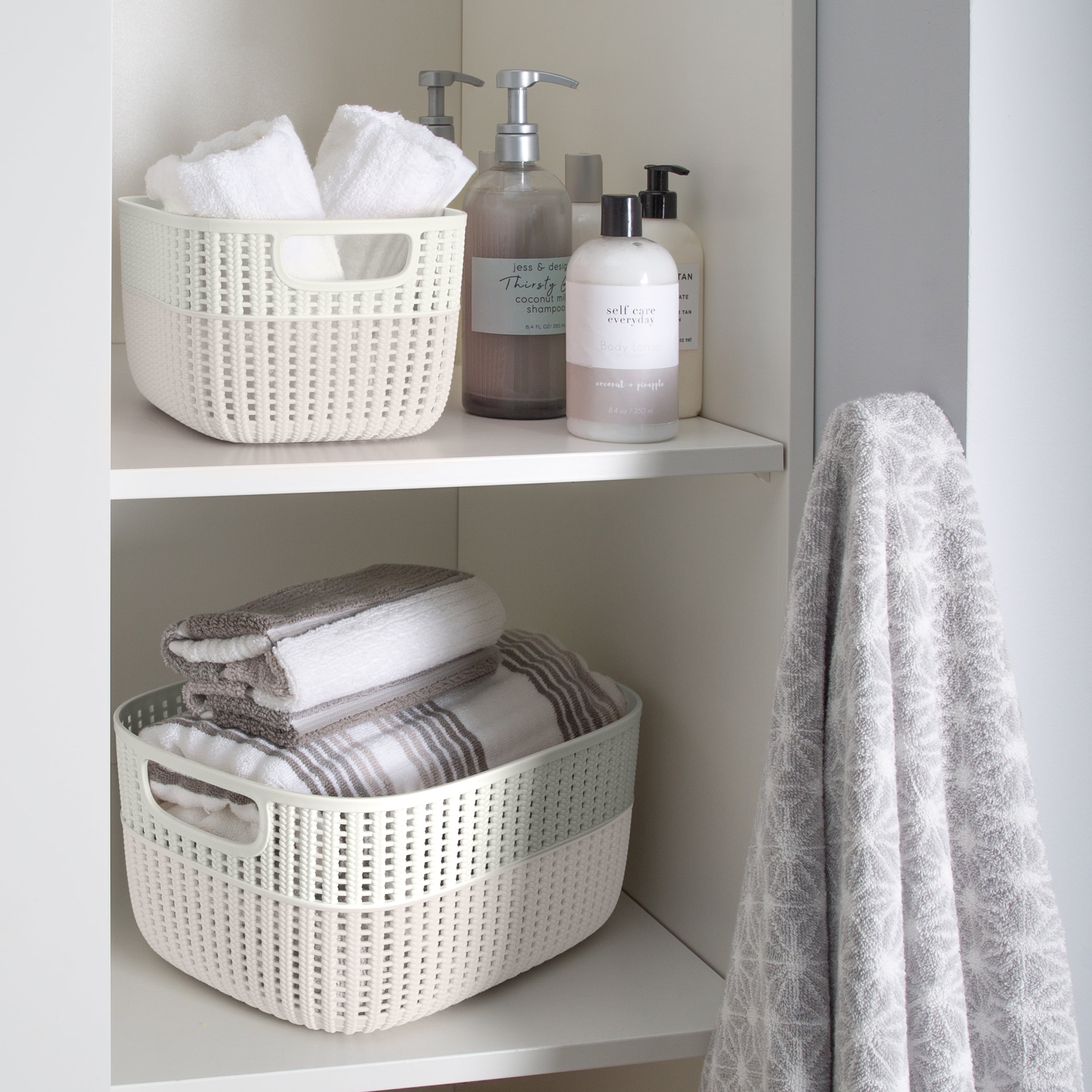 Simplify 2 Pack 2-Tone Decorative Plastic Medium Storage Basket in Ivory