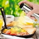 thumbnail image 5 of Pulverizador de aceite de oliva para cocinar aceite Mister botella pulverizadora de aceite y vinagre de acero inoxidable para barbacoa ensalada cocinar hornear, 5 of 7