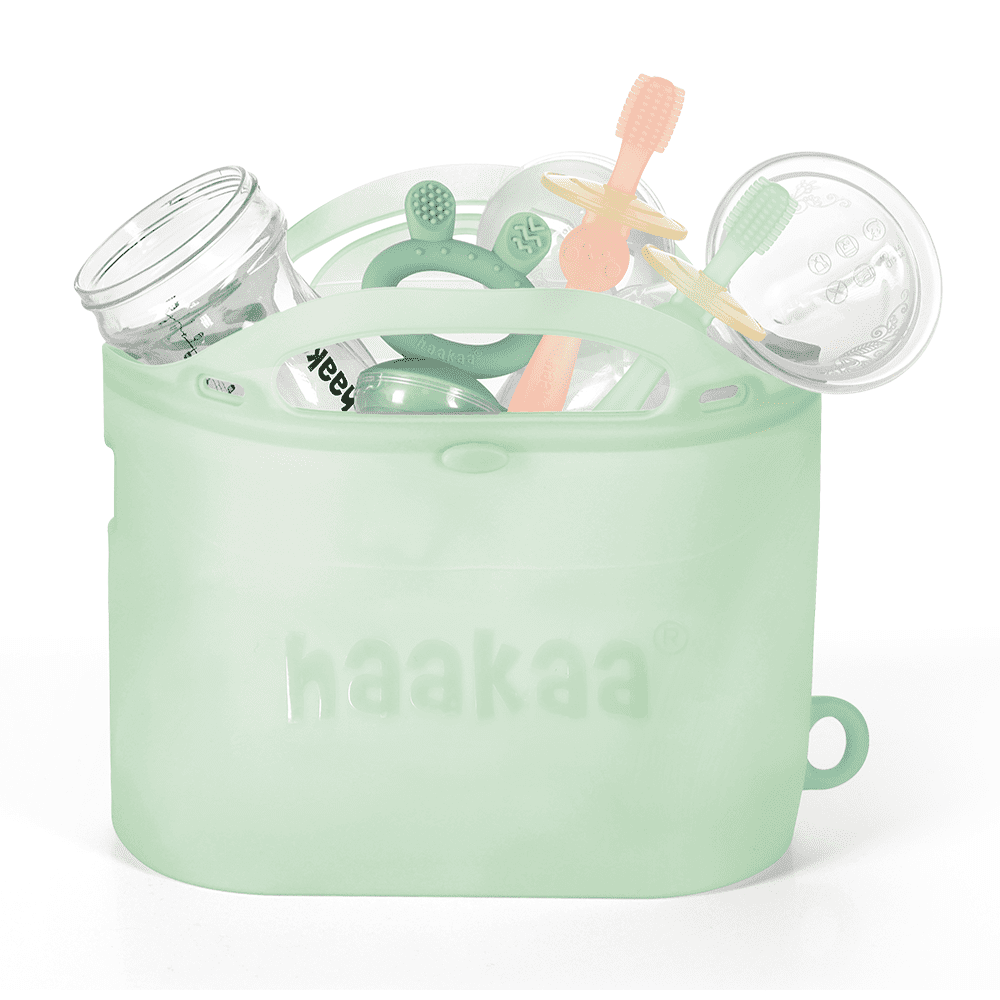 haakaa Manual Breast Pump with Suction Base and Upgrade Silicone Lid(5oz/150ml)