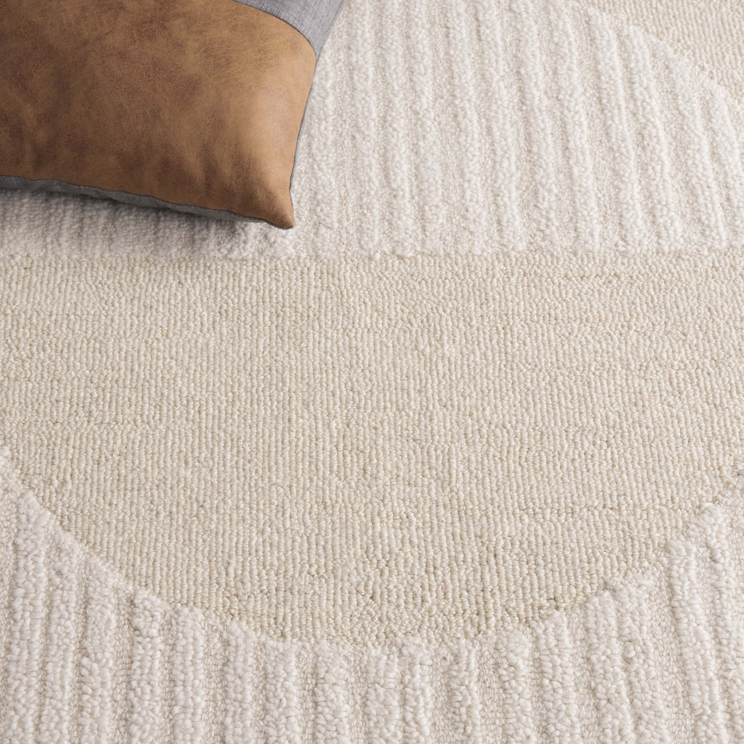 SAFAVIEH Rodeo Drive Alayna Abstract Area Rug, Ivory/Beige, 5' x 8'