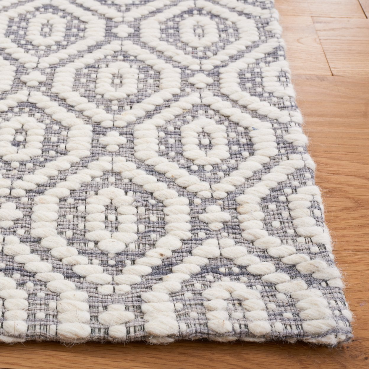 SAFAVIEH Marbella Fabiana Geometric Area Rug, Grey/Ivory, 3' x 5'
