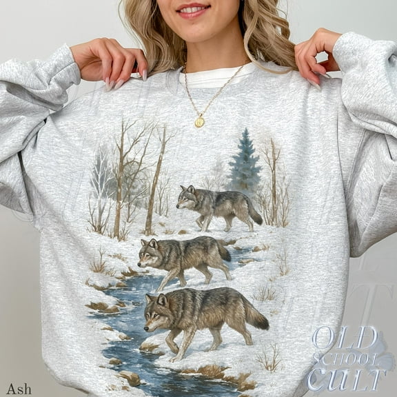 Vintage Wolf Pack Sweatshirt | Winter Forest Wildlife Pullover