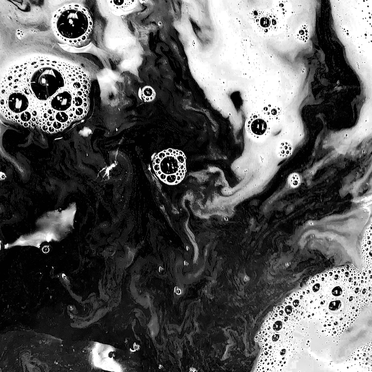 (2 pack) Onyx Bathhouse Big Diamonds Charcoal & Vanilla Bath Bomb, 4.9 Oz.