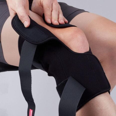 medi Essential Knee Brace, Black, Small