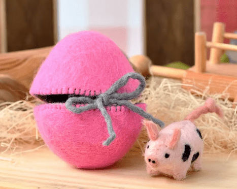 Easter Felt Egg with Hidden Surprise Inside - Handmade Wool Felt Egg Opens to Reveal Miniature Animal, Pastel Spring Decor for Holiday Table & Basket