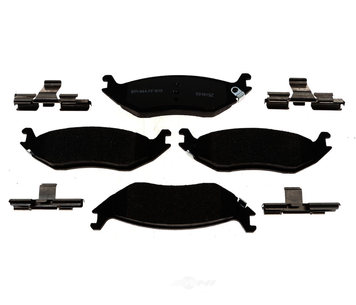 Raybestos MGD898MH Reliant Brake Pad Set