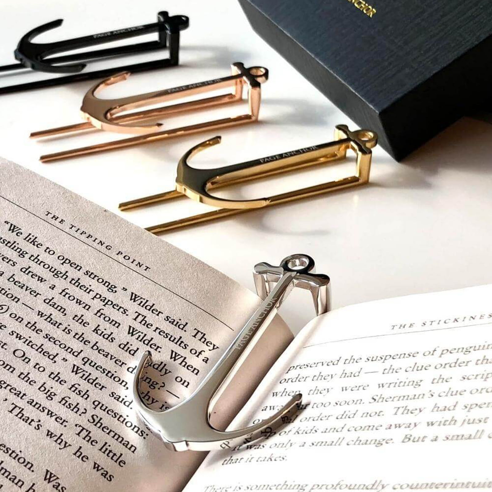  4 Pack Metal Music Book Page Holder Book Opener Clip Holder for  Reading Hands-free Portable Score Book Holders Reading Accessories for  Women Student Teacher Book Lovers(gold, Black, Silver, Rose Gold) 