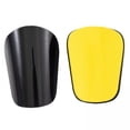 thumbnail image 1 of 4 Pares de espinilleras de fútbol Strade Fareast Limited con Soporte para pantorrillas Color negro, 1 of 8