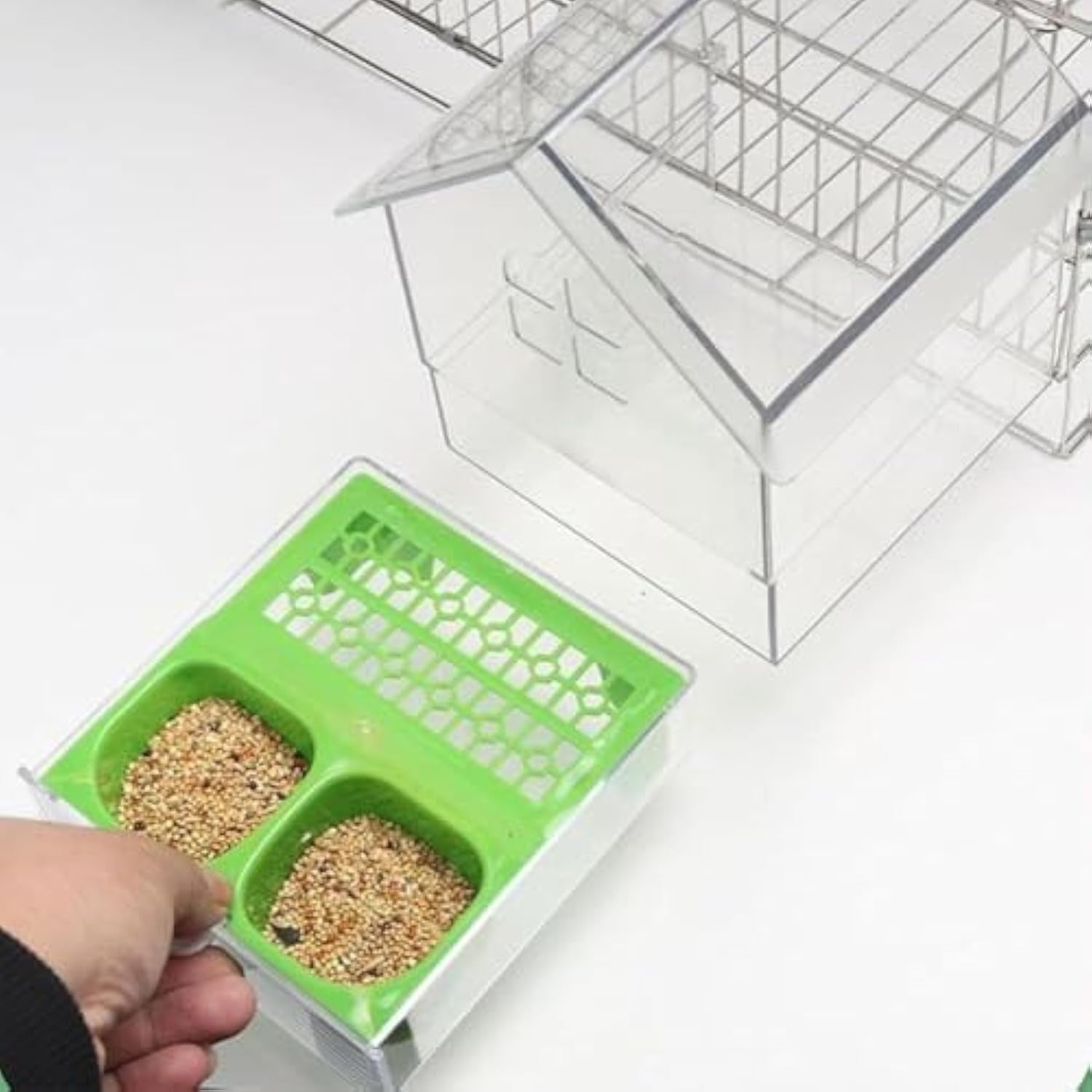 Pull-Out External Parrot Feeder, External Parrot Feeder, Bird Feeder House, Long-Lasting Outdoor Use, Decorative Transparent Bird Bath Tub Easy to Fill, Clean, for Finch and Hummingbird (2pcs-A)