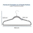thumbnail image 2 of Ganchos de Terciopelo Premium Serenelife, Ahorradores de Espacio, Resistentes, con Gancho Metálico Giratorio de 360°, para Trajes, Pantalones y Vestidos, Gris, Pack 10, 2 of 7