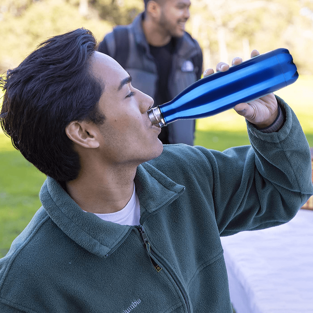 Uzima - Z-Source Filtered Water Bottle for Hiking, Backpacking, Camping,  and Travel. Water Purification on the Go. Large 32oz Capacity with  Double-Walled Stainless Steel Exterior. (Blue) 
