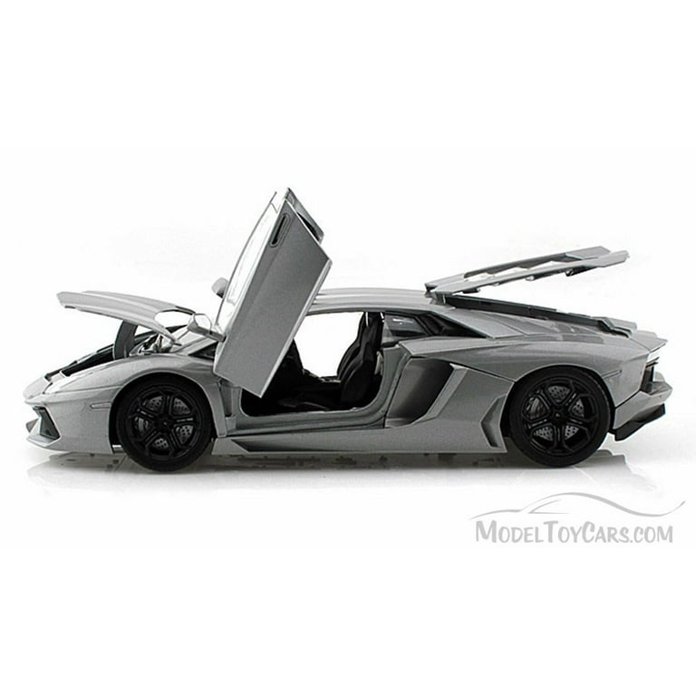 Lamborghini Aventador LP700-4, Silver - Motormax 79154 - 1/18 scale Diecast  Model Toy Car