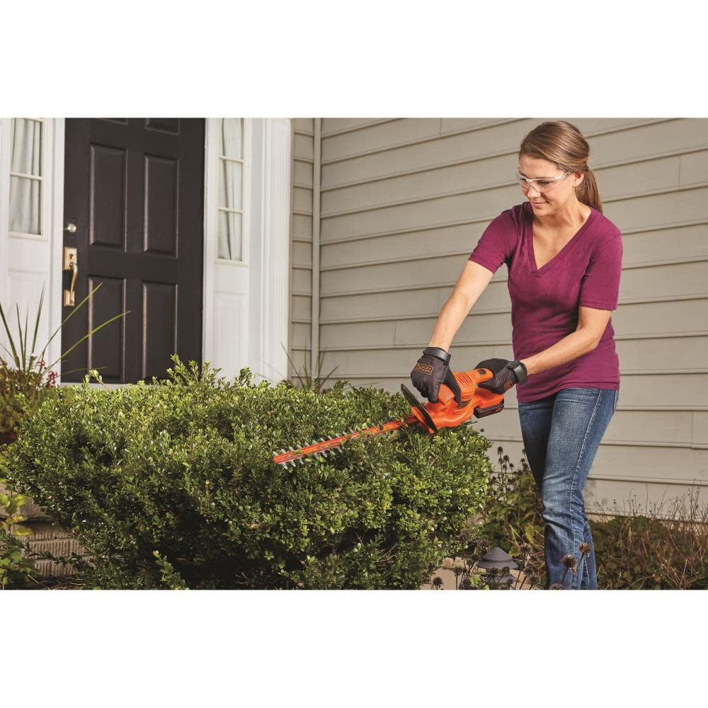 BLACK+DECKER 20V MAX* Cordless Hedge Trimmer, Battery & Charger Included, (LHT218C1)