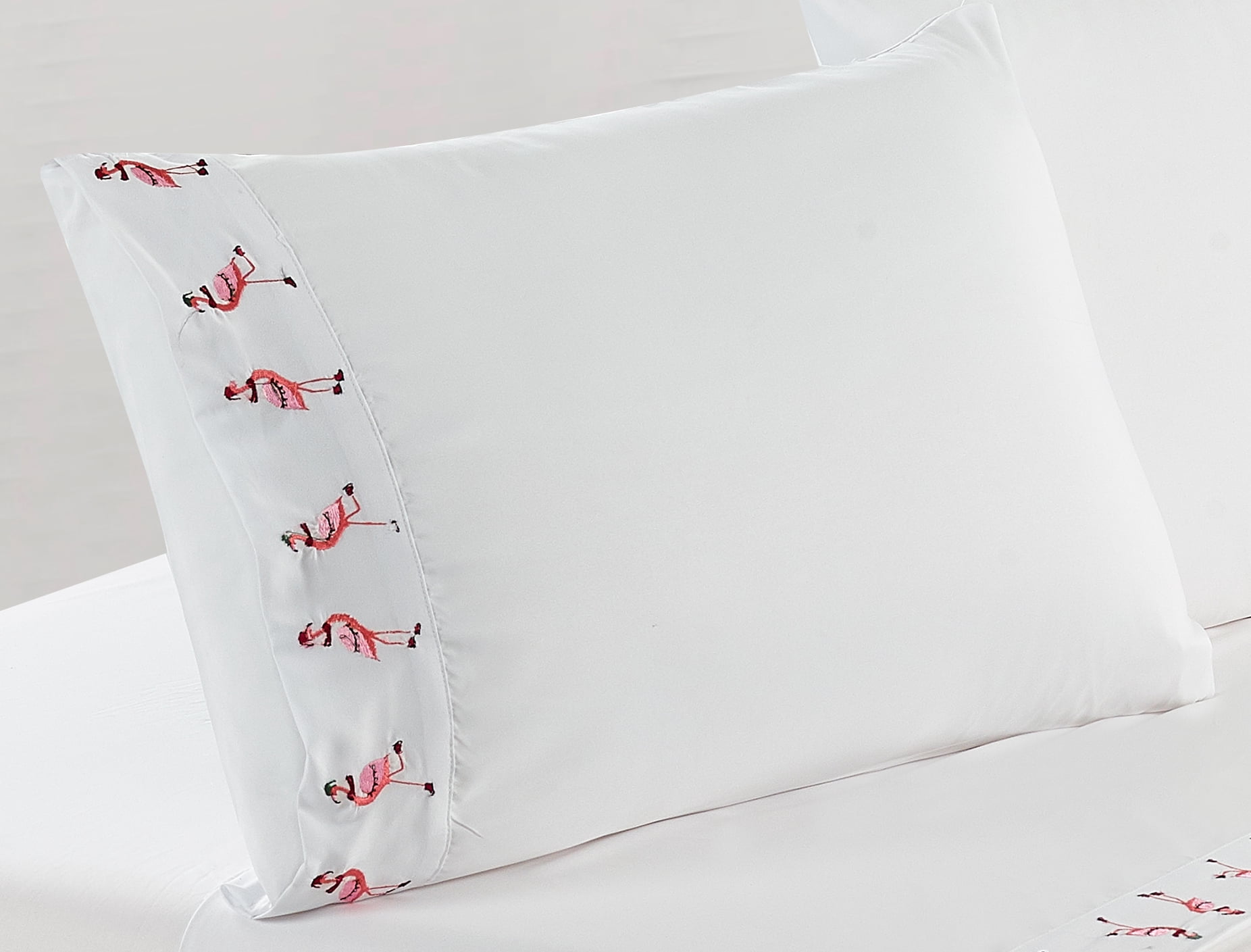 Snow Day Embroidered 3-piece Twin-size Skating Flamingo Sheet Set