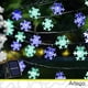 thumbnail image 3 of Luces de navidad solares 100 led esferas bola cristal copo de nieve snowflake style Artego  8 modos de uso para exteriores Guirnalda de luces Copo de Nieve Azul Verde, 3 of 9