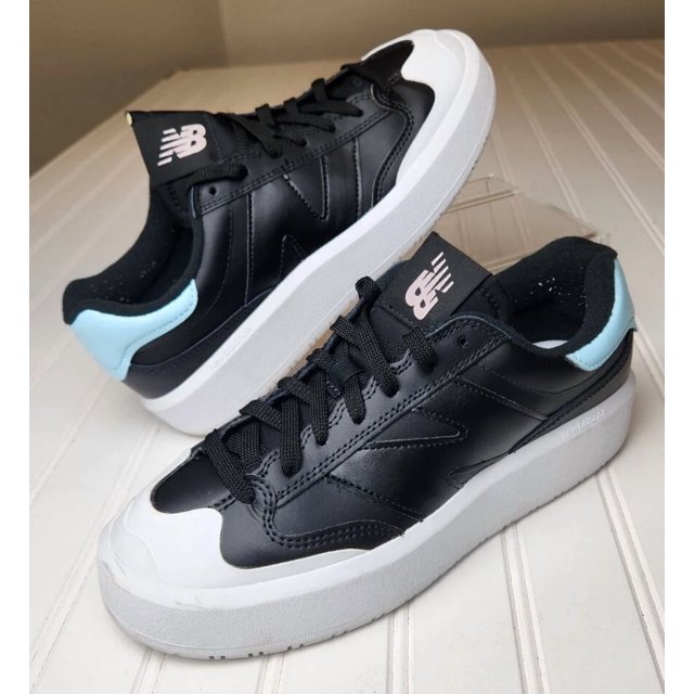 NEW BALANCE CT302 Black Beach CT302LG Size 8 Tennis/Lifestyle Shoes EUC