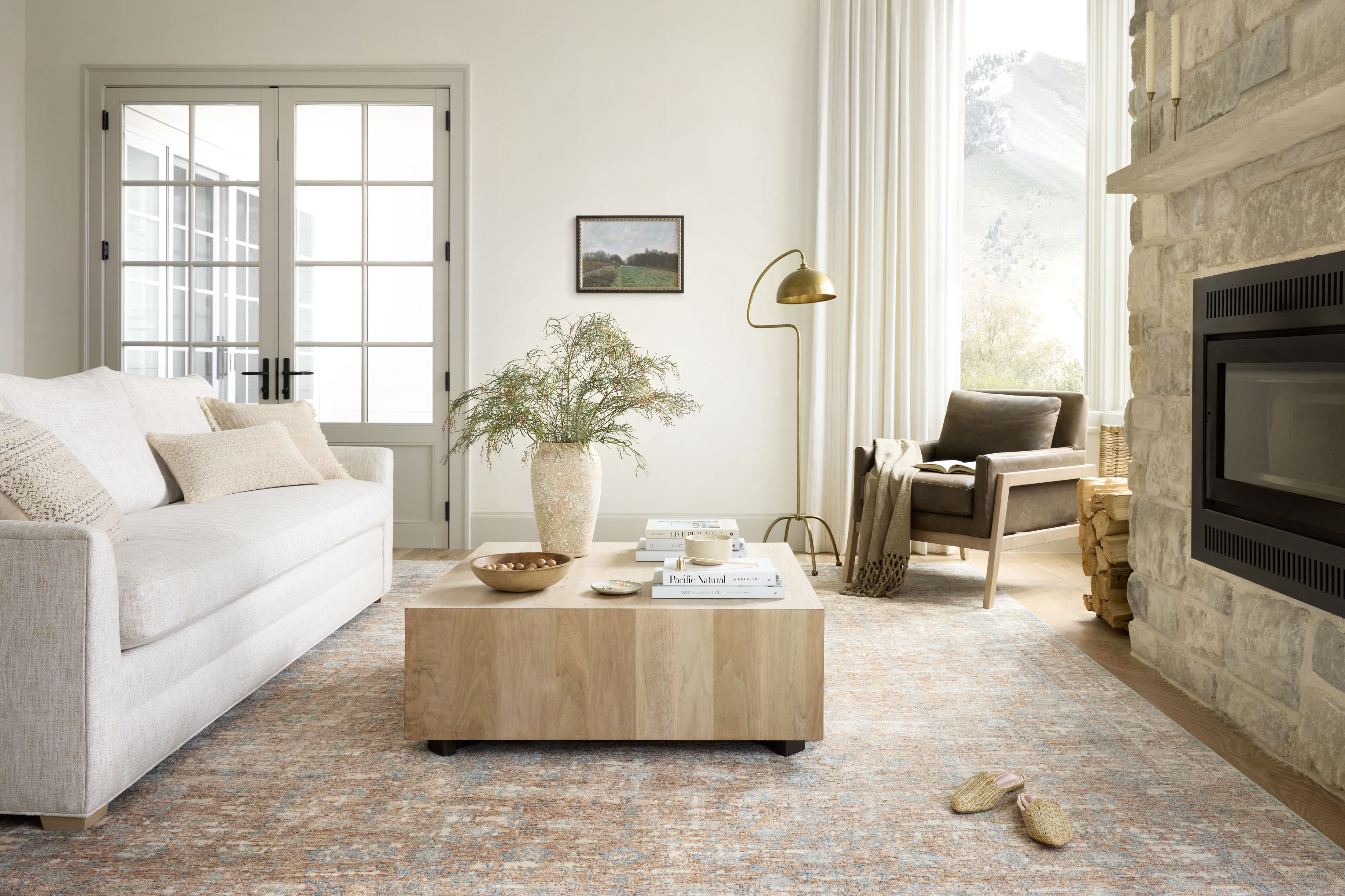 Angela Rose x Loloi Blake Sand / Sky 18" x 18" Sample Rug