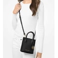 thumbnail image 3 of Bandolera Michael Kors Mercer de piel extrapequeña, 3 of 3