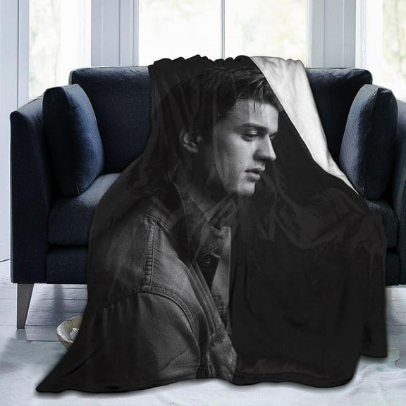 Steve Harrington Fleece Blanket Throw Blanket for Couch - Cozy Luxury Bed Blanket Microfiber and Throws for Sofa