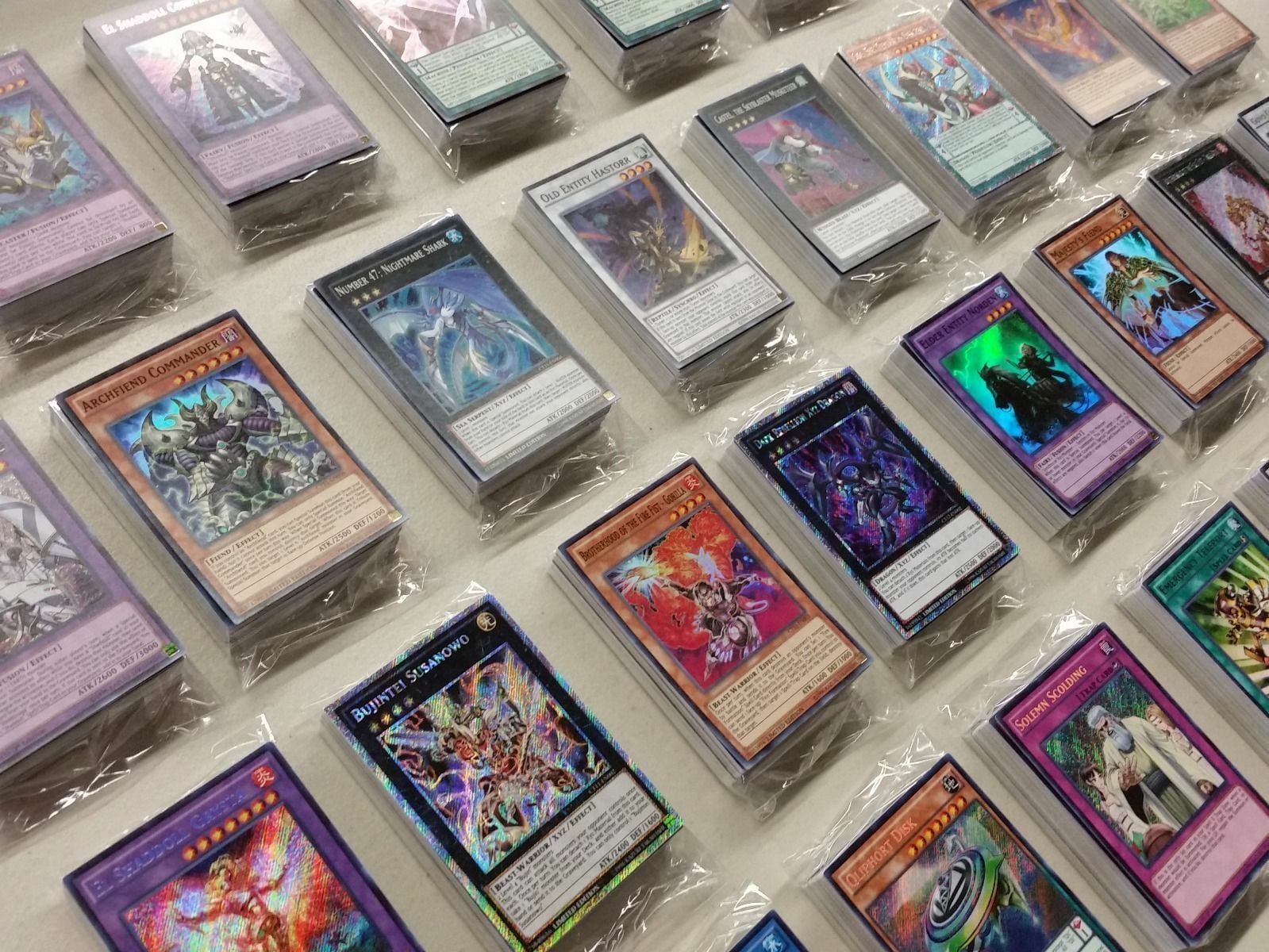 YuGiOh 100 Card Mixed Lot Commons Rares Holographics