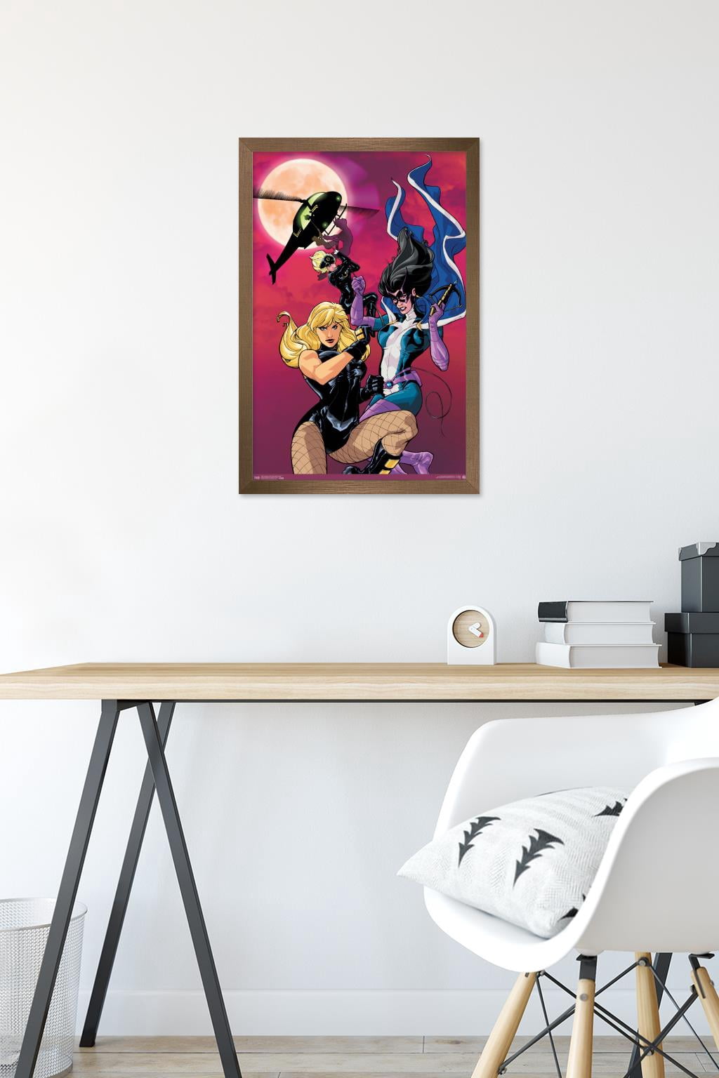 DC Comics - Birds of Prey - Birds of Prey #92 Wall Poster, 14.725" x 22.375", Framed