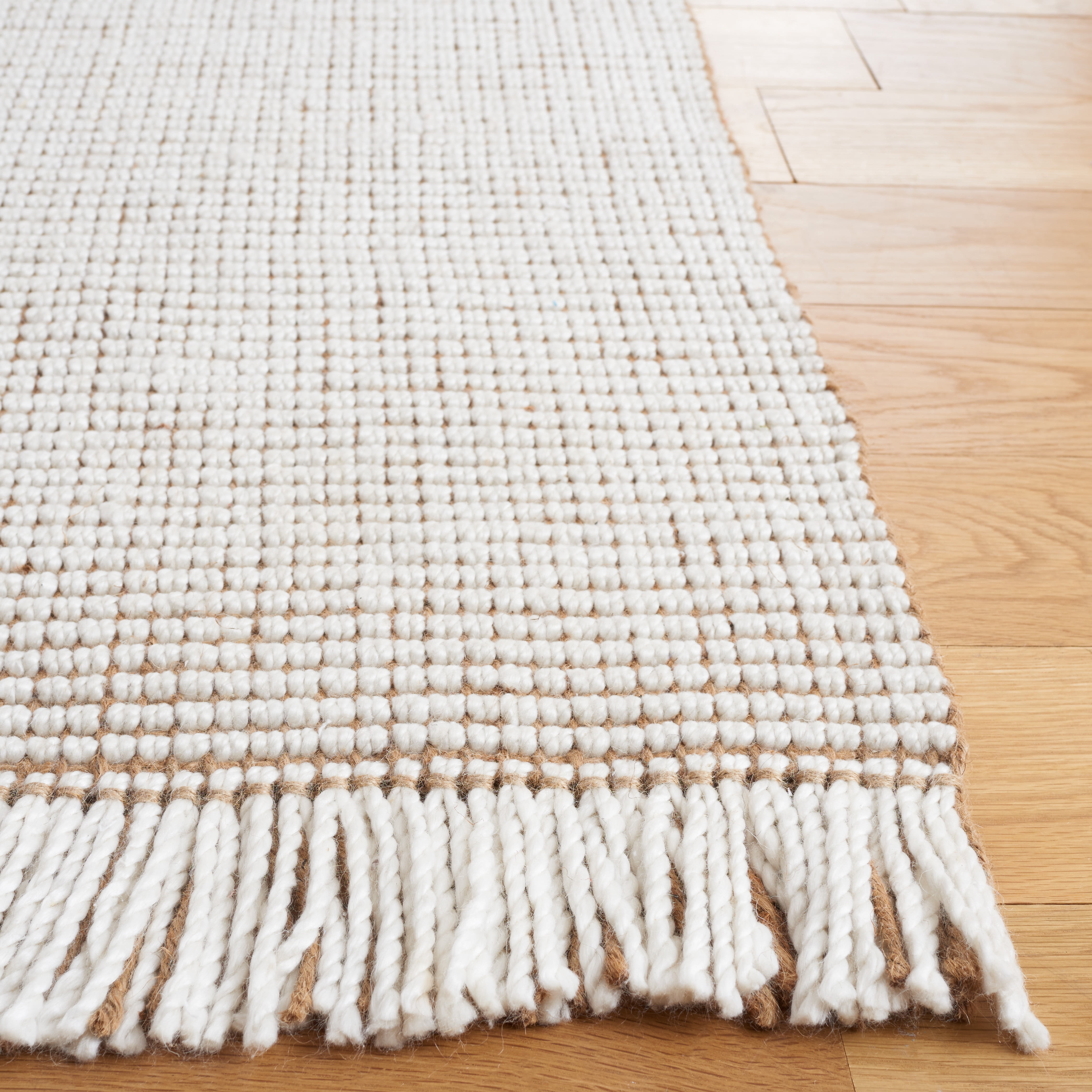 SAFAVIEH Natural Fiber Crawford Abstract Area Rug, Ivory/Natural, 6' x 6' Square