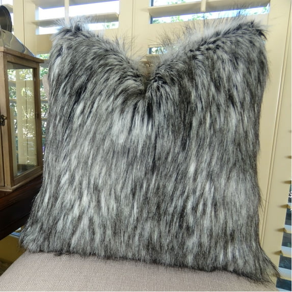 Thomas Collection Gray White Black Siberian Husky Faux Fur Throw Pillow - 17411