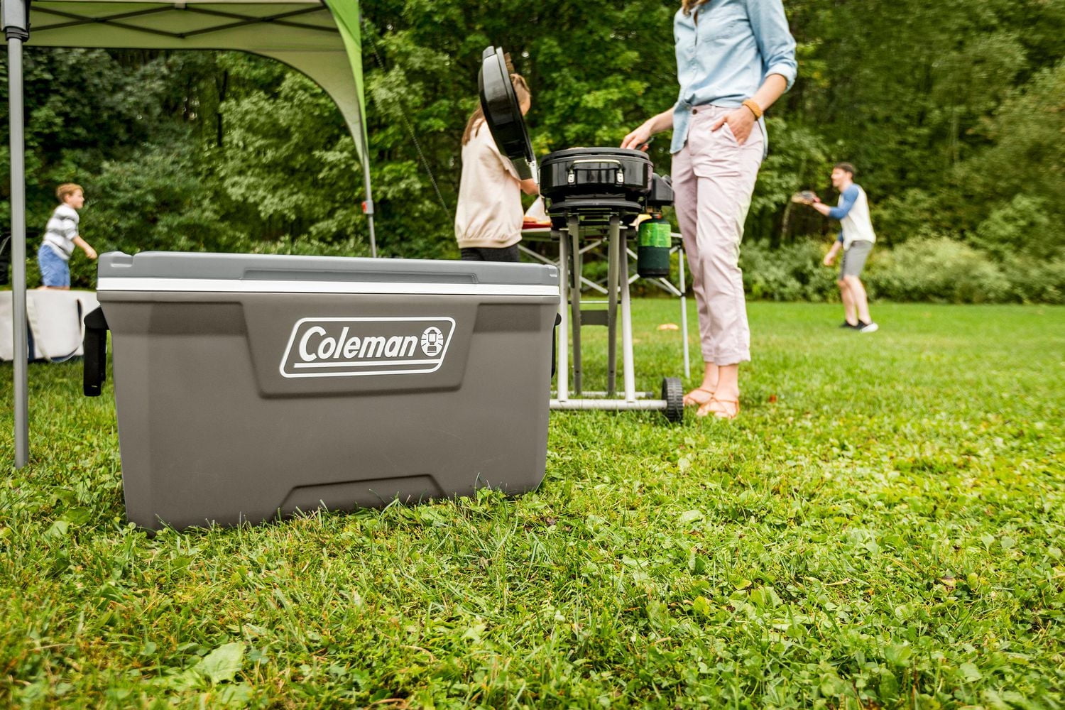 Coleman 316 Series™ 70-Quart Hard Cooler, Silver Ash, 70 QT/66 L