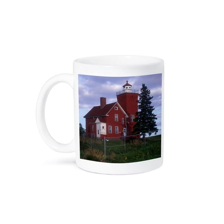 3dRose, Minnesota, Lake Superior Two Harbors Lighthouse - US24 PHA0022 - Peter Hawkins, 15oz Mug