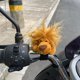 thumbnail image 1 of Pequeño León coche eléctrico pequeños adornos accesorios de motocicleta lindo colgante casco de motocicleta estatuilla Universal 6,5*7*12,5 cm, 1 of 5