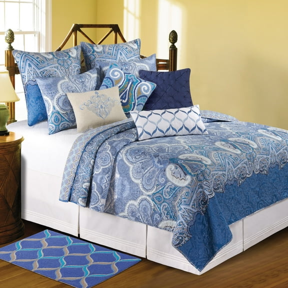 Daphne Blue Damask Full/Queen Quilt