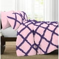thumbnail image 3 of 1 Piece Luxury Two Tone Diamond Ruffle Pattern Comforter Super Soft, All Season 800 Thread Count, 100% Egyptian Cotton, Twin/Twin XL Size Light Pink-Purple Color, 3 of 4