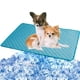 thumbnail image 4 of Fiudx Ofertas relámpago Esterilla refrescante para mascotas para perros y gatos: esterilla refrescante de seda helada para perros, manta refrescante portátil y lavable para mascotas para perreras, so, 4 of 7
