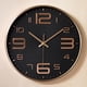 thumbnail image 2 of Reloj de pared con mecanismo moderno de aluminio y pilas, estilo nórdico. Oro negro, 2 of 8