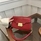 thumbnail image 2 of Bolso cuadrado pequeño con estampado de cocodrilo y textura pequeña para mujer, nuevo estilo 2025, moderno y de alto valor, bolso bandolera versátil., 2 of 5