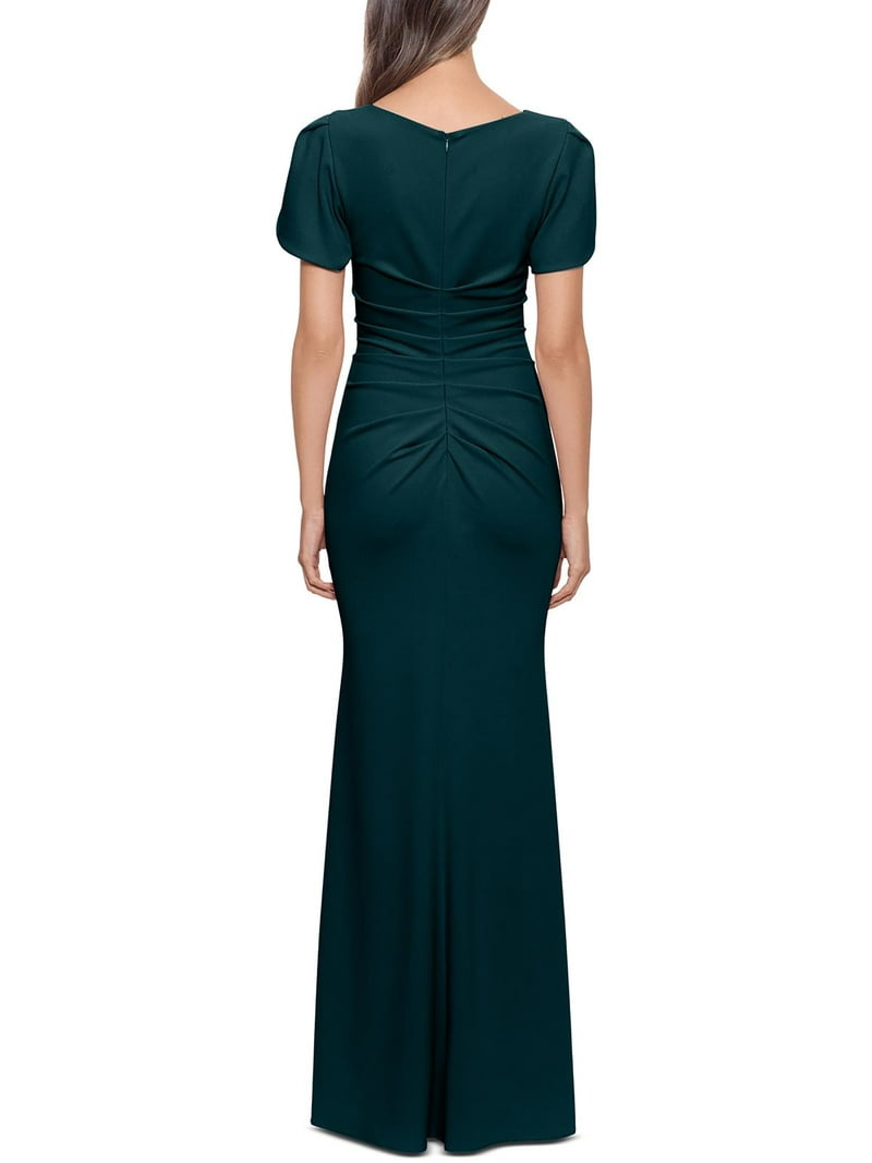 green emerald velvet dress Amazon.com: Xscape Womens Metallic Maxi Evening Dress Silver 2 : Clothing,  Shoes & Jewelry main image 0