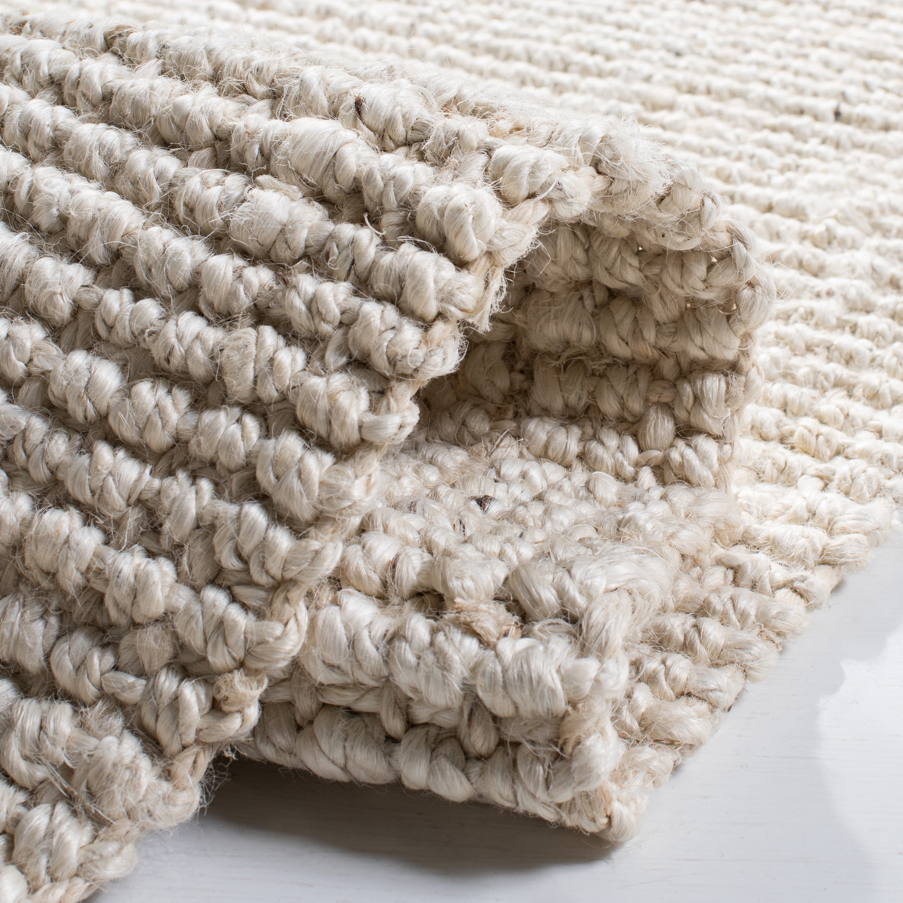 Safavieh Natural Fiber Delmar Solid Area Rug, Bleach/Ivory, 3' x 3' Round