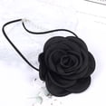 thumbnail image 3 of Collar vintage de flores hechas a mano con chocolate y rosas desplumadas, 3 of 5