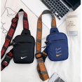 thumbnail image 3 of Bolso Bandolera nike sport Cintura Pecho Pareja Hombro 18 * 15 * 5CM, 3 of 4