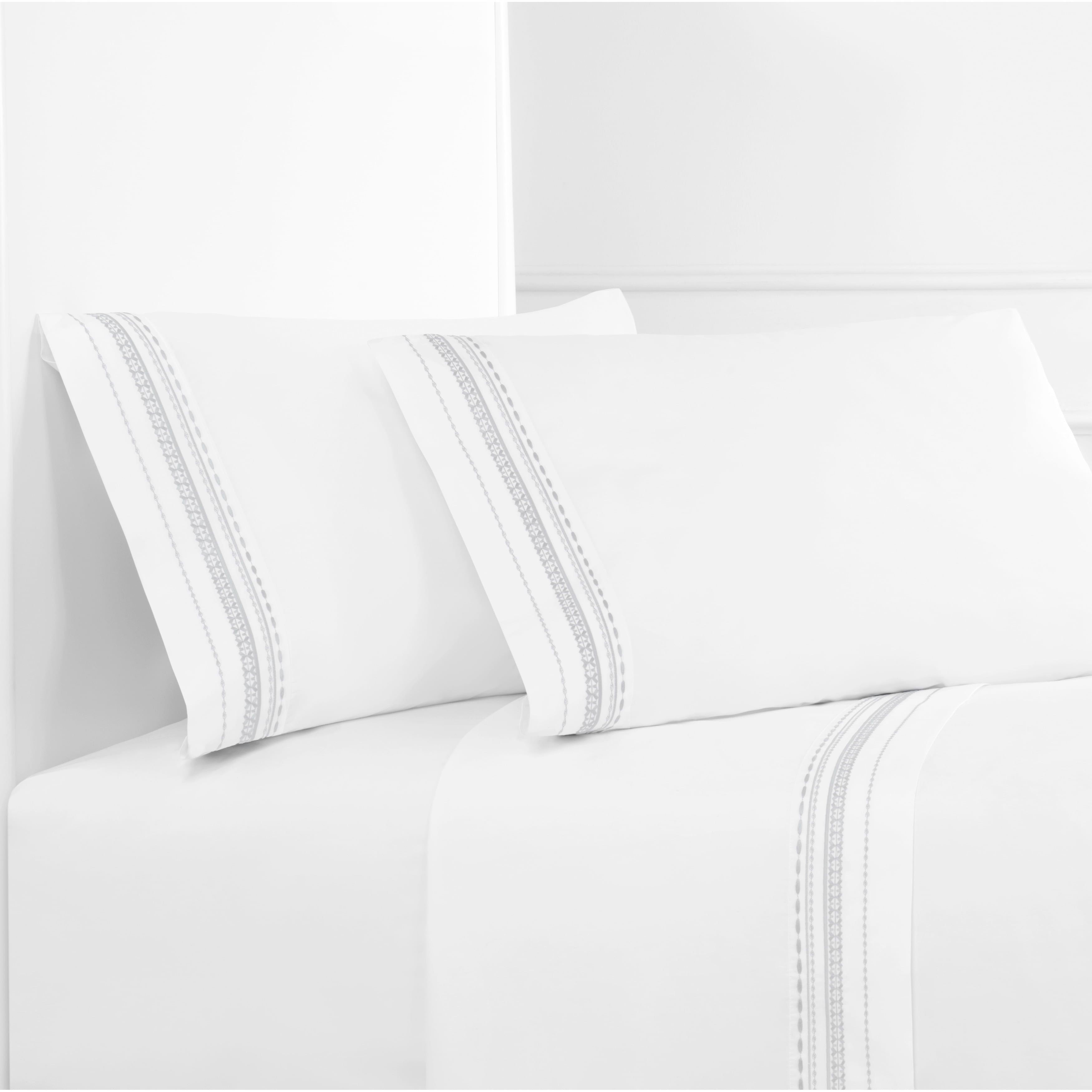 Melange Home Embroidered Crisp Percale Cotton Winney Bed Sheet Set Melange Home Embroidered Crisp Percale