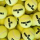 thumbnail image 1 of Pelotas de Tenis Profesional Caja con 50 Pelotas a Granel Modelo Tre-nis II Tre-nis Tre-nis II sin presión, 1 of 2
