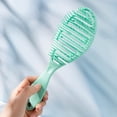 thumbnail image 4 of Brosse à Cheveux Démêlante Incurvée en Forme de Z Unique pour Cheveux Bouclés Droits, 4 of 5