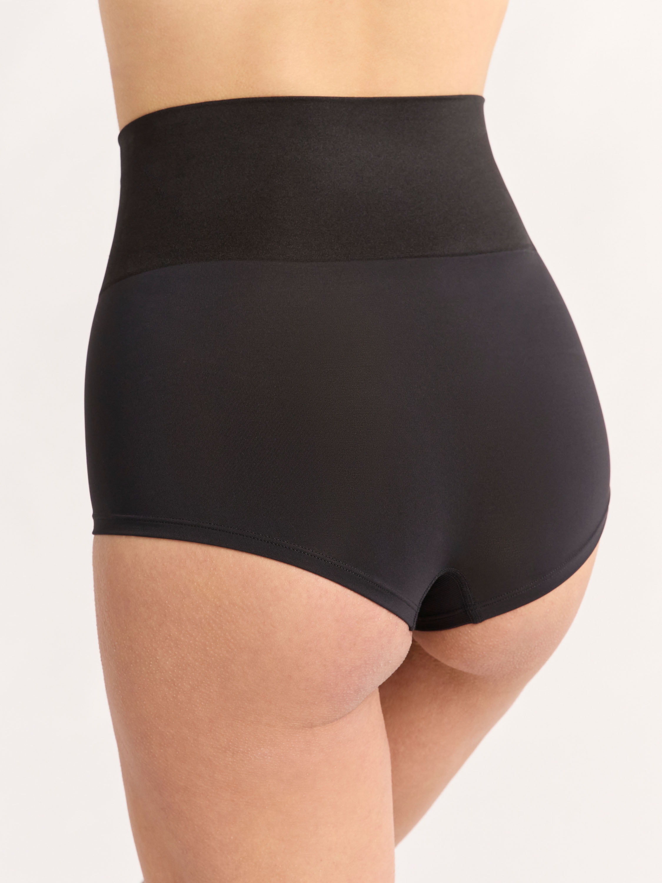 Joyspun Women’s Everyday Smooth Boyshorts, Sizes S-XXXL