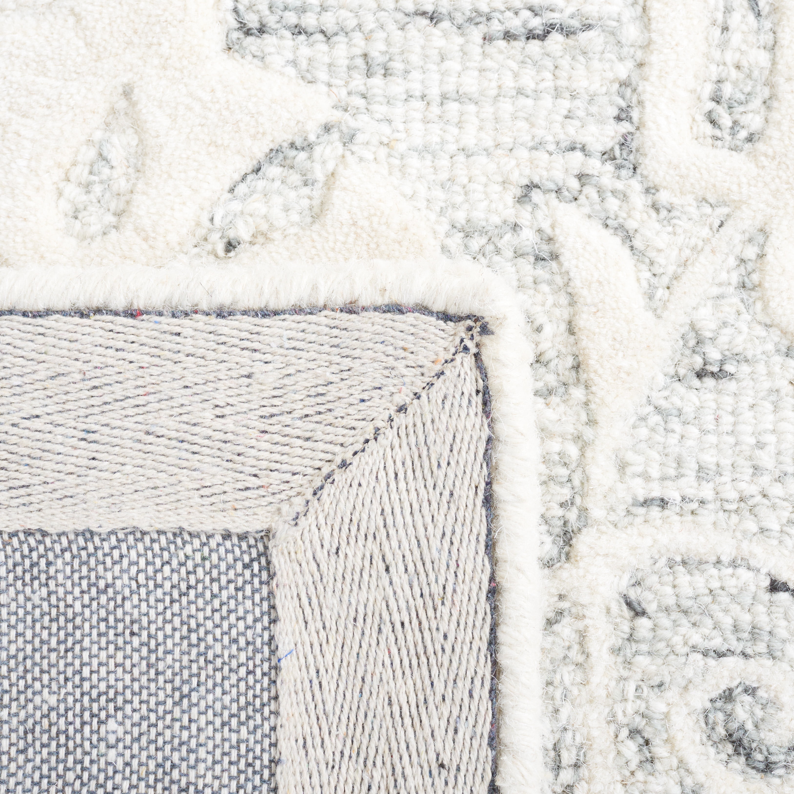 SAFAVIEH Metro Elvina Floral Area Rug, Grey/Ivory, 4' x 6'