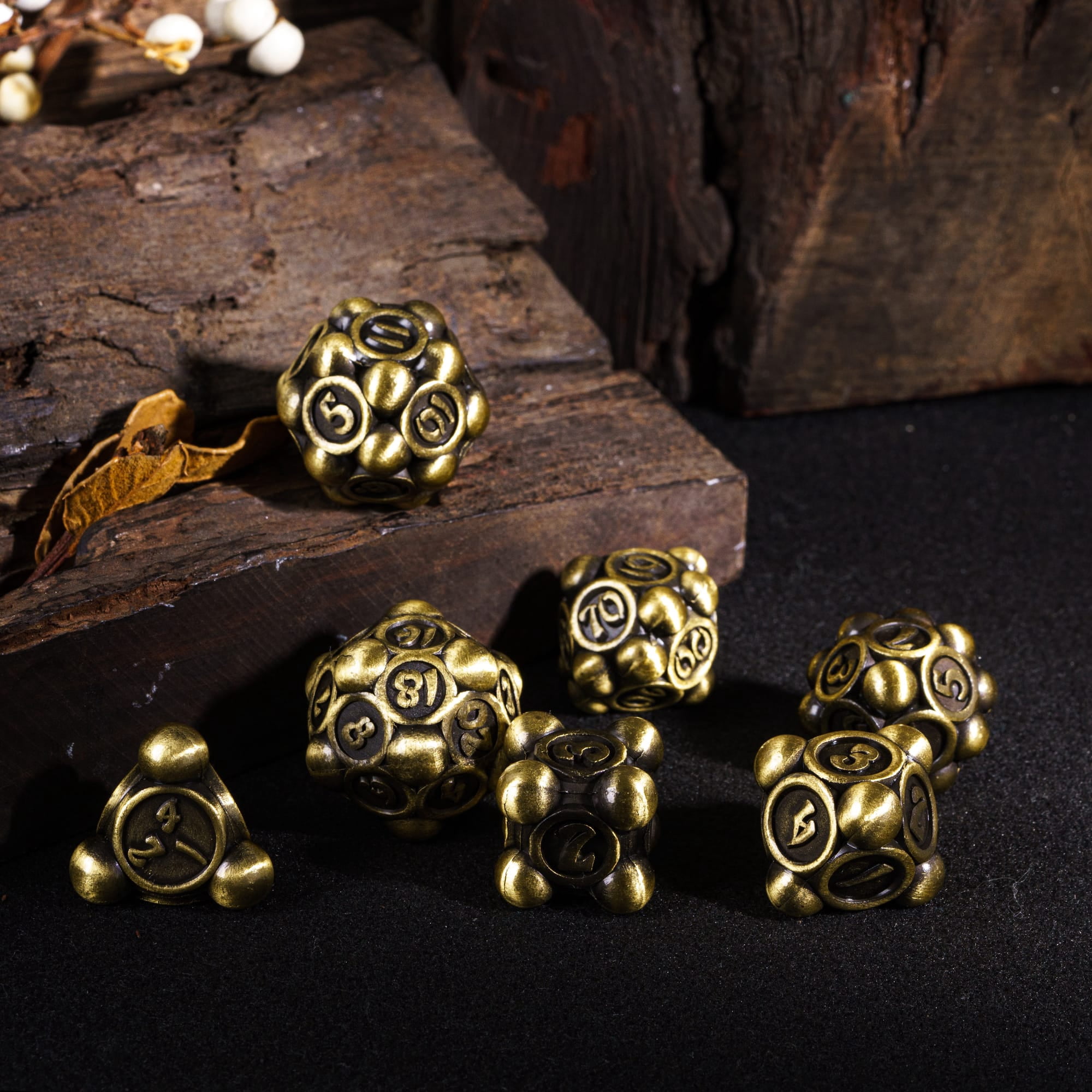 Cusdie 7-Die Metal DND Dice Set, Ball Tip Design Metal Polyhedral D&D Dice Set for DND Dungeons and Dragons TTRPG Role Playing Games