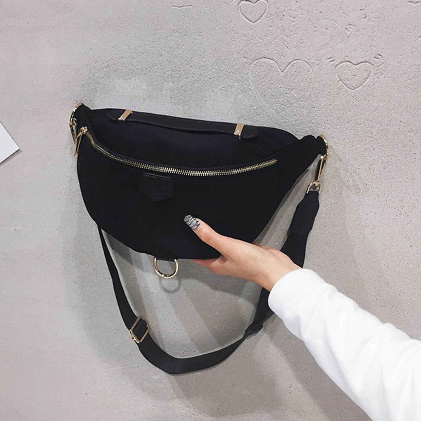 MUSOIE Crossbody Bag Sling Crescent Bag Women Trendy Small Shoulder Bag Purse Casual Handbag