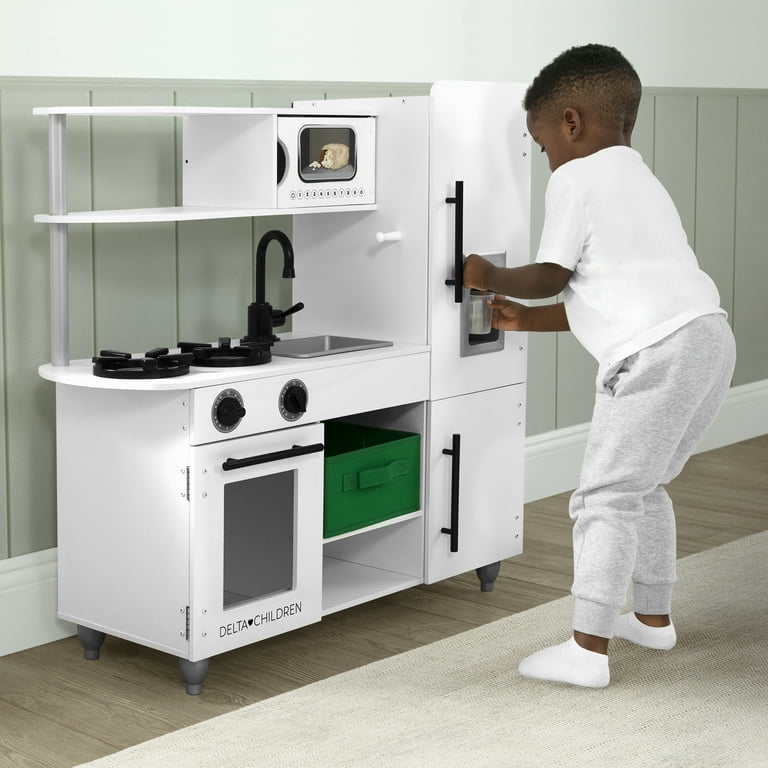 Delta Children Deluxe Modern Kitchen Toy Kitchen Playset with