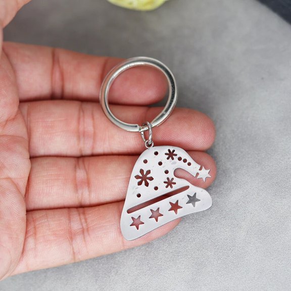Christmas Cartoon Santa Hat Pendant Keychain Lover Car Bag Key Chain Stainless Steel Snowflake Star Decoration Keyring