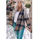 thumbnail image 2 of ABPHQTO Chaqueta de cuadros escoceses con dobladillo redondeado extragrande de mujer en negro con aberturas, 2 of 5