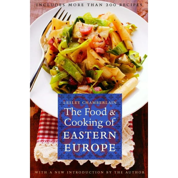 At Table: The Food and Cooking of Eastern Europe (Paperback)